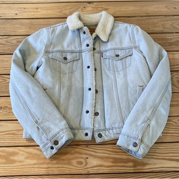 Levi Strauss Sherpa Lined Denim Jacket Size Small Women’s Light Blue Snap Front - Picture 1 of 12